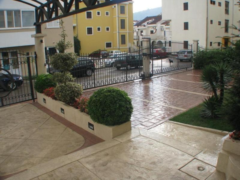 Apartmani Mirenza Budva Dış mekan fotoğraf